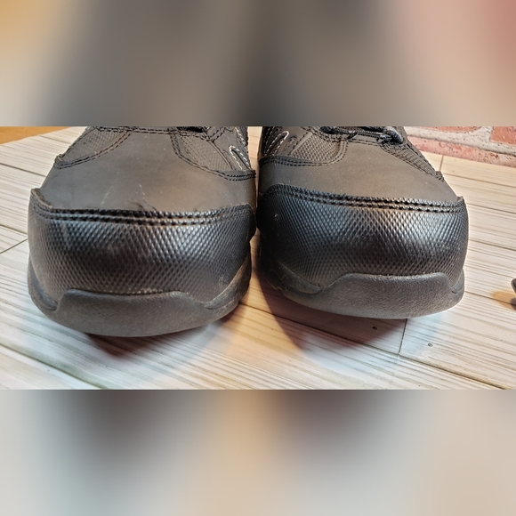 TredSafe Slip Resistant Steel-toed work boots men's size 8½ (sw204) - Picture 4 of 14